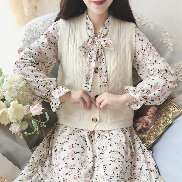 Váy hoa nhí cổ buộc nơ xinh xắn, Đầm hoa nhí vintage cổ nơ 2021 - Dorita Boutique