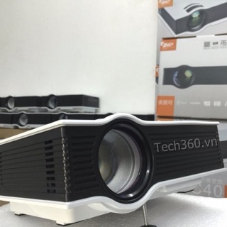Máy chiếu mini UC40