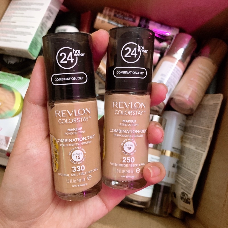 Kem Nền Revlon Da Dầu
