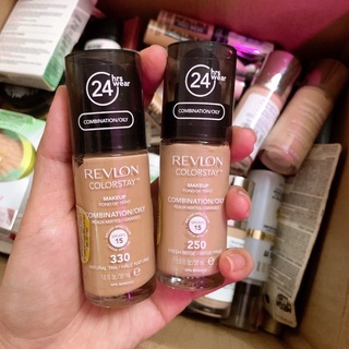 Kem nền revlon da dầu