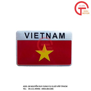 MIẾNG TEM NHÔM HÌNH LÁ CỜ VIỆT NAM DÁN MỌI VỊ TRÍ XE SIÊU CHẮC