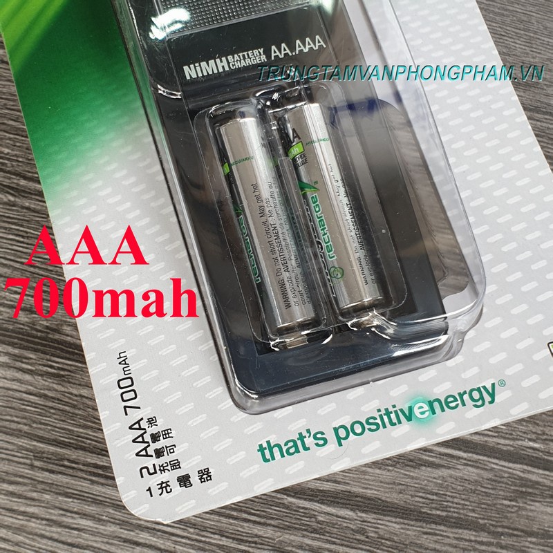 Máy sạc pin nhỏ AAA - AA  kèm 2 pin AAA 700mah Energizer