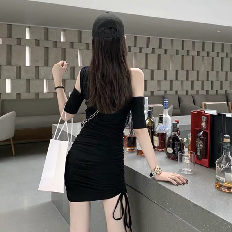 Đầm Lệch Vai Cổ Nghiêng 2022 Thời Trang Quyến Rũ Dành Cho Nữ