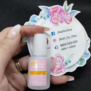 Keo dán móng tay kèm cọ chai 10g