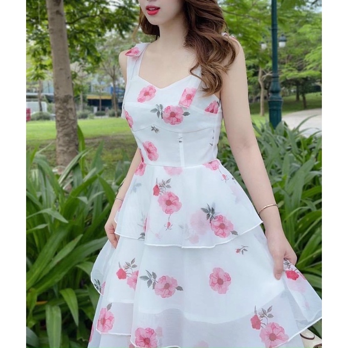 Đầm xoè 3 tầng voan hoa 2 dây siêu xinh