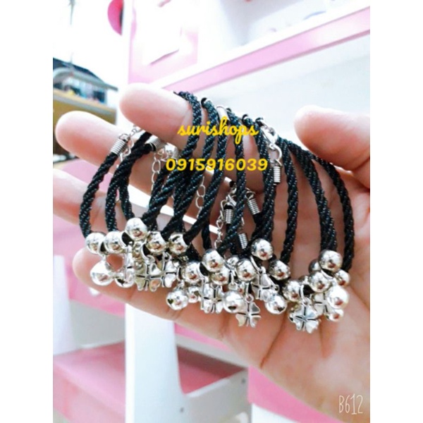 Vòng tay may mắn chuông có mix charm