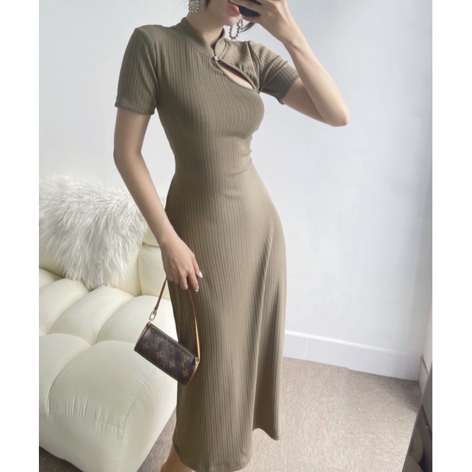 Đầm Body Midi Cut Out Chiếc Lá Khoét Eo