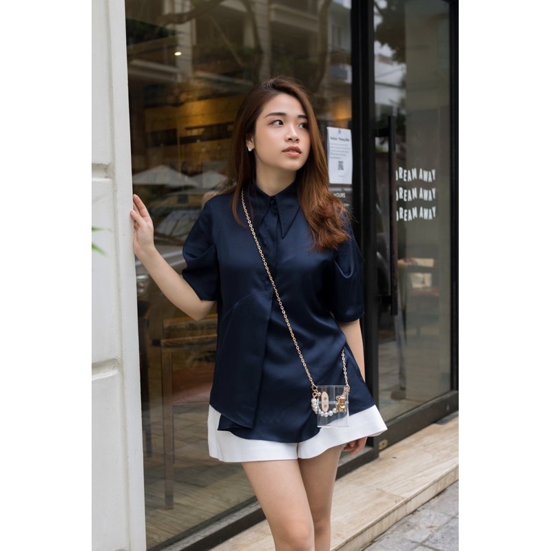 Darcy Shirt / Áo sơ mi vạt lệch