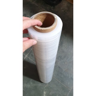 Màng pe bọc hàng 2kg/cuộn - lõi giấy siêu mỏng 0.3kg
