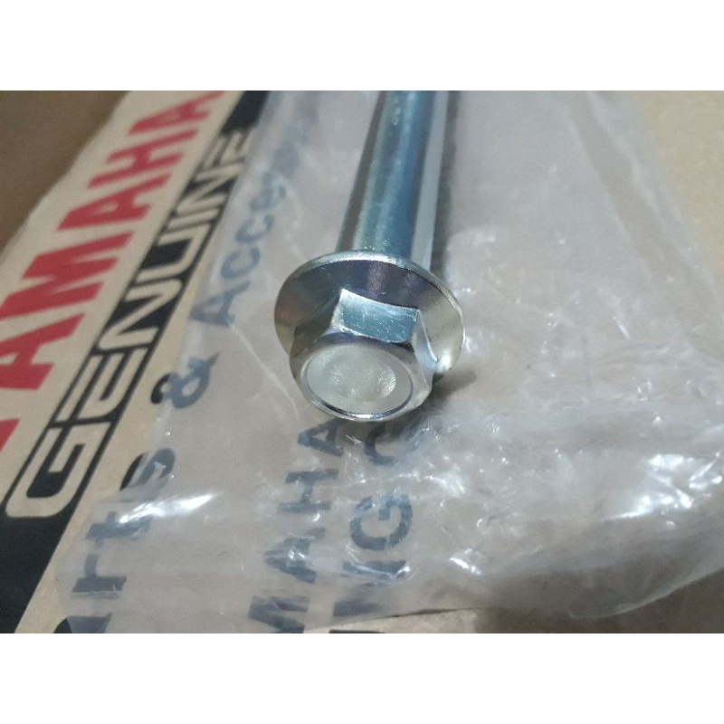 Cốt bánh sau Exciter 155 Yamaha