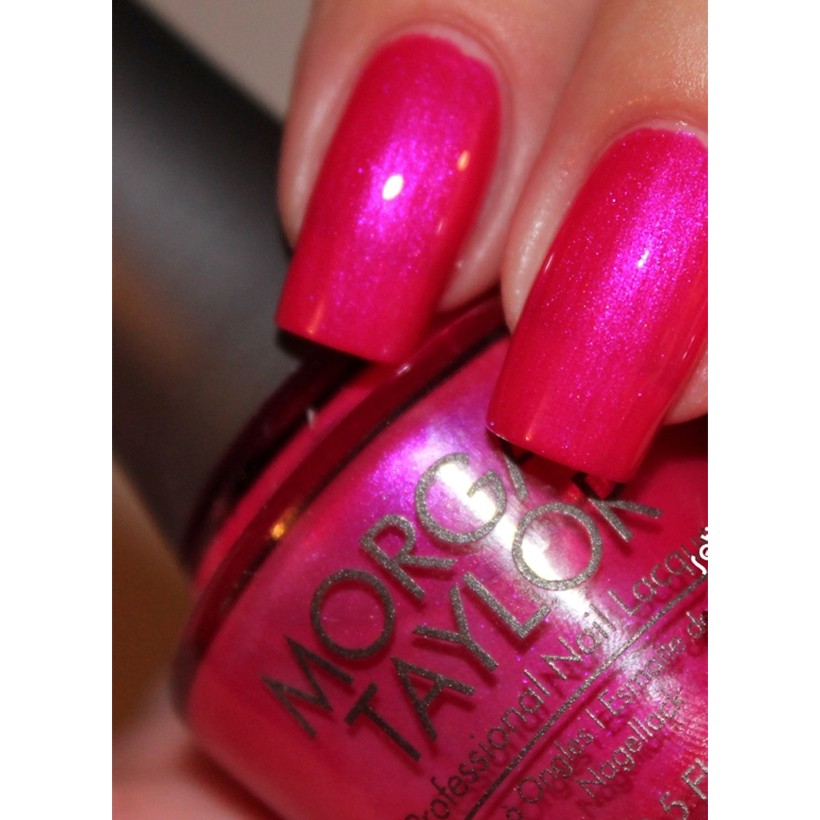 Sơn Móng Tay Morgan Taylor All Dolled Up 50021 15ml