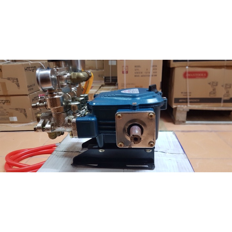 Máy rửa xe -Đầu máy rửa xe Amax 828C nhật bản