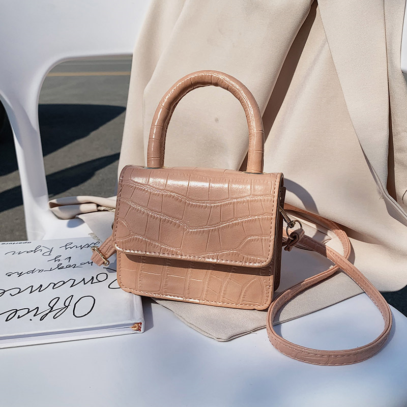 Túi đeo chéo mini màu sắc xinh xắn cho nữ