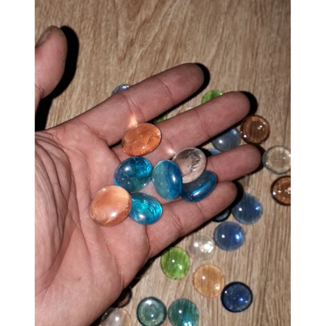 Sét 50 viên sỏi đá nhiều màu kích thước 14mm trang trí bể cá