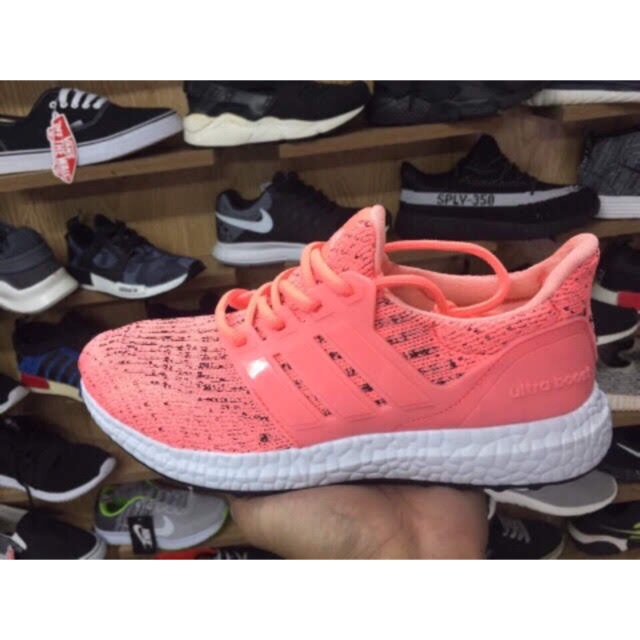 Ultra boost hồng