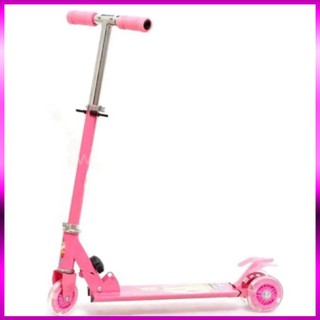 Xe trượt Scooter cho bé phục vụ khách hàng