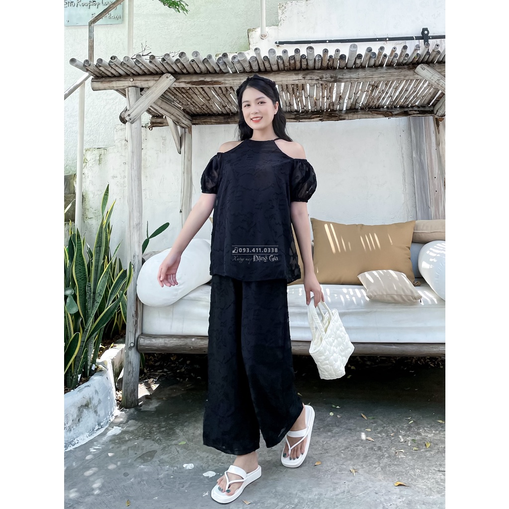 Set quần suông và áo yếm vải tơ thêu hoa hồng khoét vai sang chảnh cho nàng béo bụng hoặc mẹ bầu DG 4292