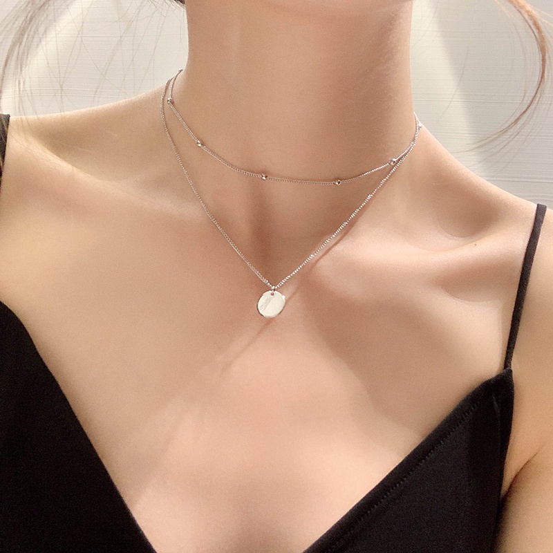 Vòng cổ hai lớp mặt tròn thiết kế đơn giản thời trang