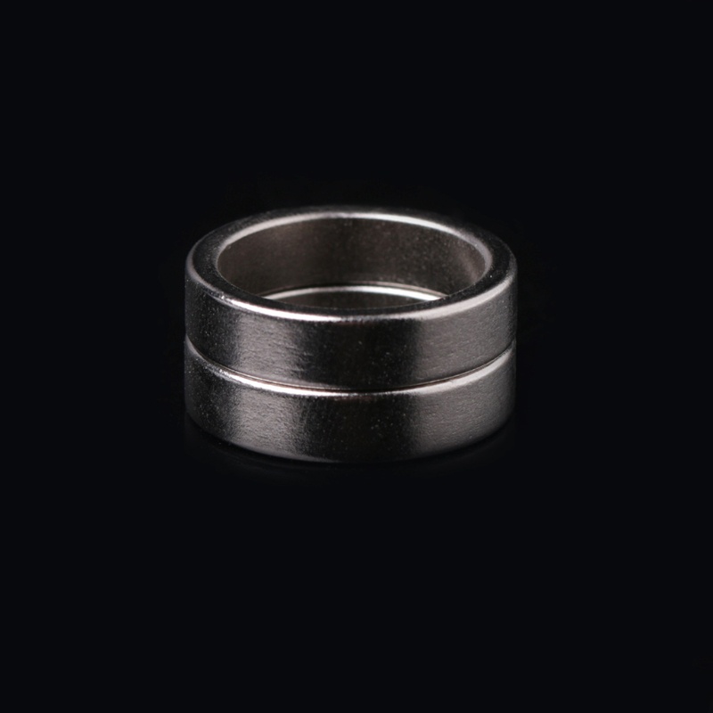 Set 2 vòng nam châm gắn đuôi đèn pin 20x16x5mm