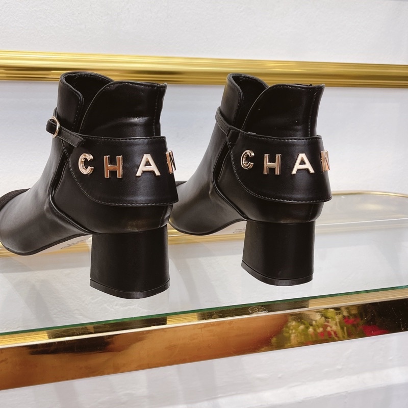 Bốt boot channel cổ thấp gót trụ khoá chữ sau fullbox