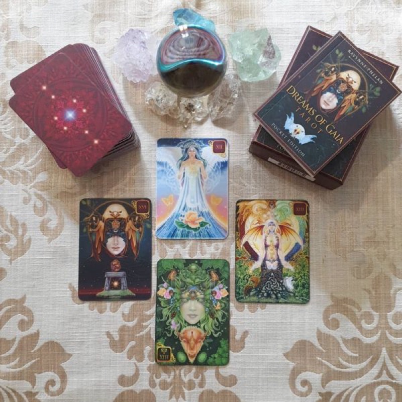Bài Dreams of Gaia Tarot, Tác giả Ravynne Phelan