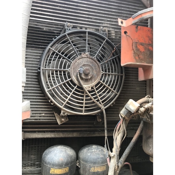 Quạt két nước 12v & 24v, công suất lớn