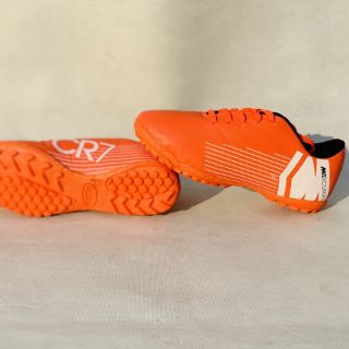 GIÀY ĐÁ BÓNG TRẺ EM CR7