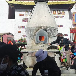 Bột Thập Tự Tại (KALACHAKRA)