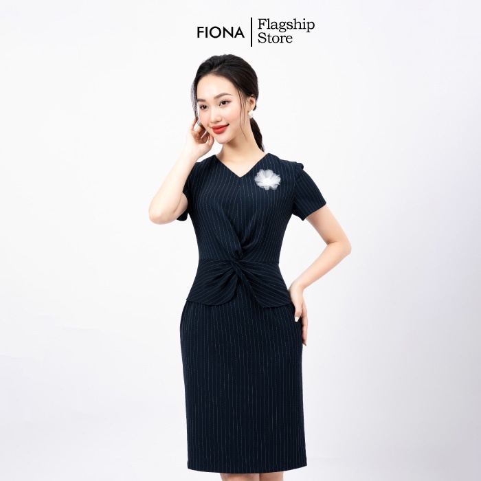 Đầm Ôm Công Sở Nữ FIONA, Đầm Thiết Kế Cổ Tim Xoắn Eo Quyến Rũ Màu Tim Than Mã F451223