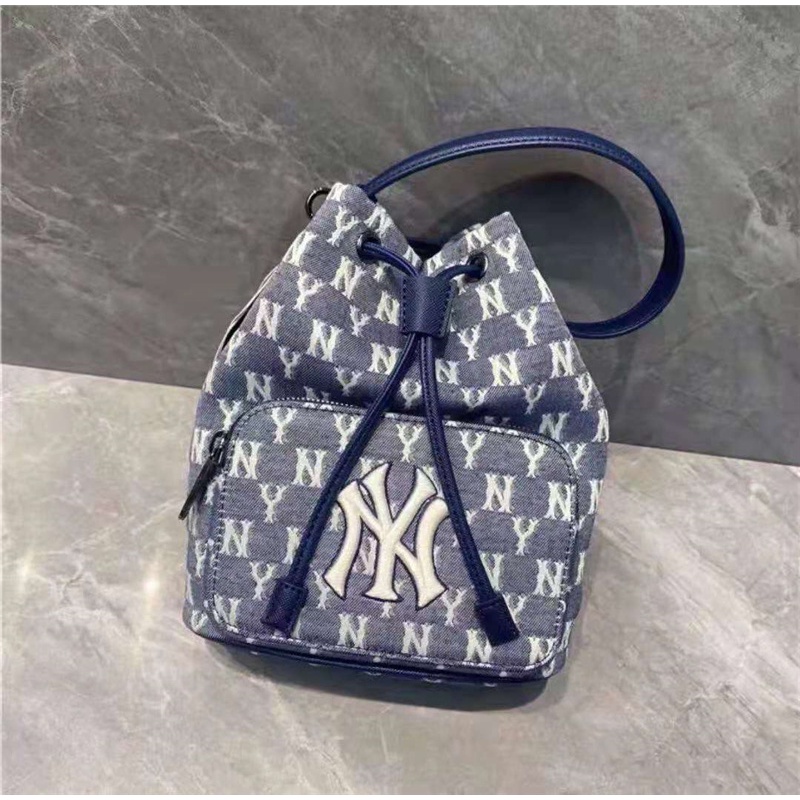 Túi xách bucket NY MLB Yankees thiết kế dây rút cá tính thời trang dành cho nữ