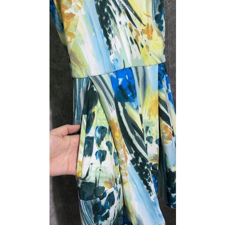 Đầm Sát Nách Dáng Xoè Xuất Dư