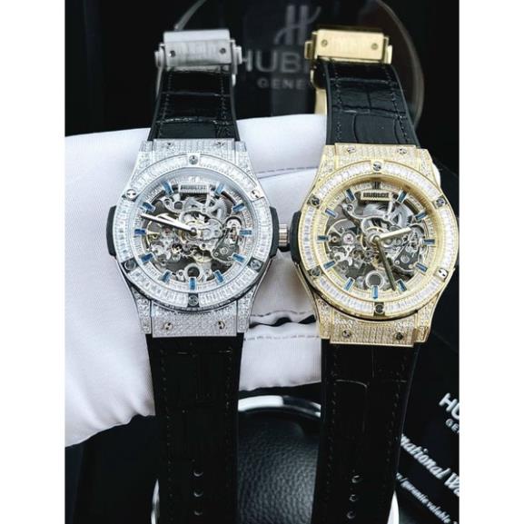 Đồng hồ cặp 2 chiếc nam máy cơ. HubIot size 42mm bảo hành 5 năm.