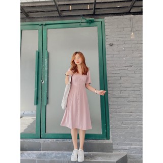 Đầm cổ V nút bọc