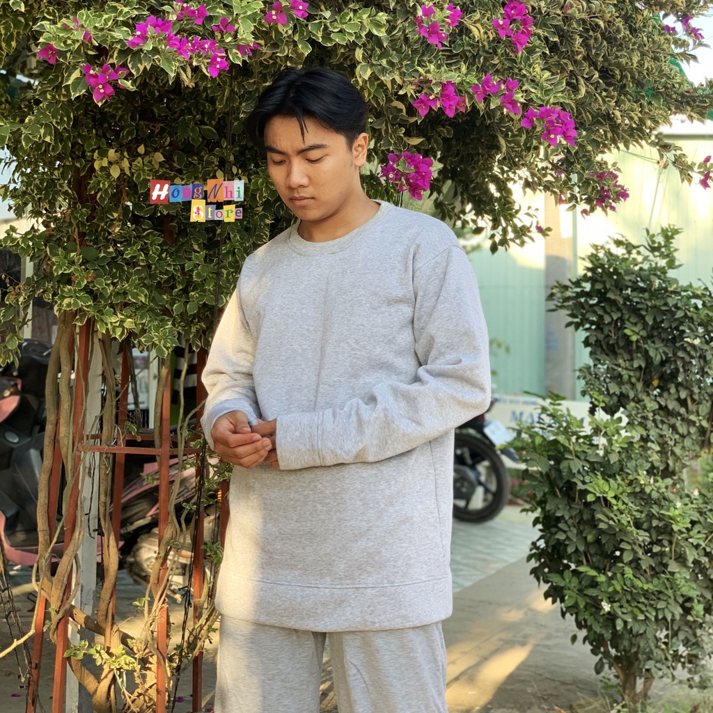 Áo Sweater Trơn Ulzzang Unisex Màu Xám Nhạt Chất Nỉ Bông Cao Cấp Dáng Rộng Nam Nữ - MM