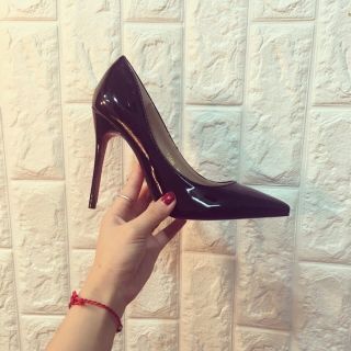 GIÀY CAO GÓT LOUBOUTIN 9P