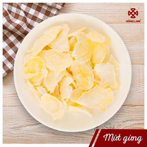 Mứt gừng Hồng Lam. Dạng túi (200gr, 500gr), hộp (200gr). Có vị ngọt, cay dịu của gừng