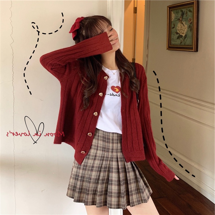 Áo cardigan dáng ngắn cúc trái tim màu trơn phong cách hàn quốc - Áo khoác len dáng ngắn 1 hàng cúc Tết 2022 - Uri97 | BigBuy360 - bigbuy360.vn