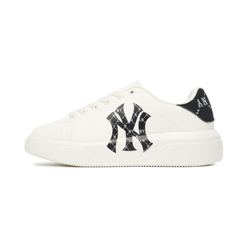 Giày MLB Chunky Classic Heel MỚI NHẤT 2022MLB Chunky Classic Heel Dia Monogram - Giày Chunky Unisex - Hoàng Kim