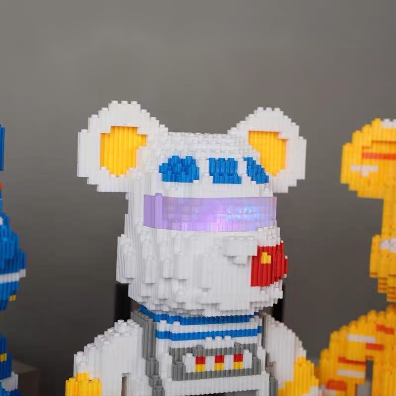 Bộ xếp hình lắp ráp gấu Bearbrick Kaws size lớn 36cm