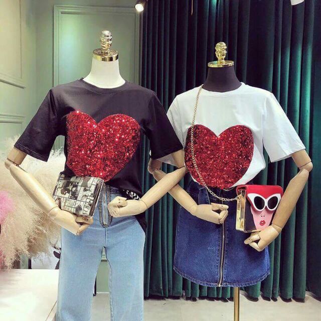 Áo kim sa hình trái tim, hình kim sa dduowcj kết và máy vào áo, hình kim sa rất đẹp, fiom aoa rộng, chất vải tici, phoi
