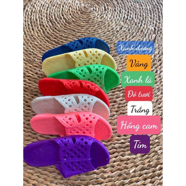 Dép tổ ong dẻo màu trơn cho bé!