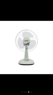 Quạt bàn SENKO B3 1216 3 tốc độ gió