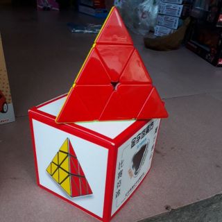 Rubick biến thể tam giác