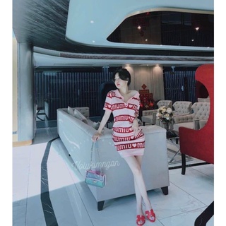 Váy Chữ Cổ Đức