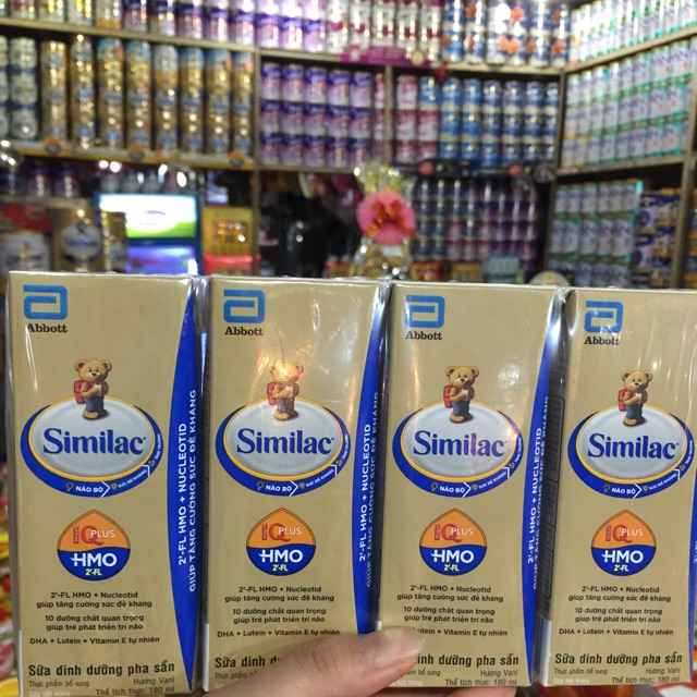 Chuẩn Mall- Sữa bột pha sẵn Similac IQplus HMO 180ml, 110ml ( 1 lốc 4 hộp )