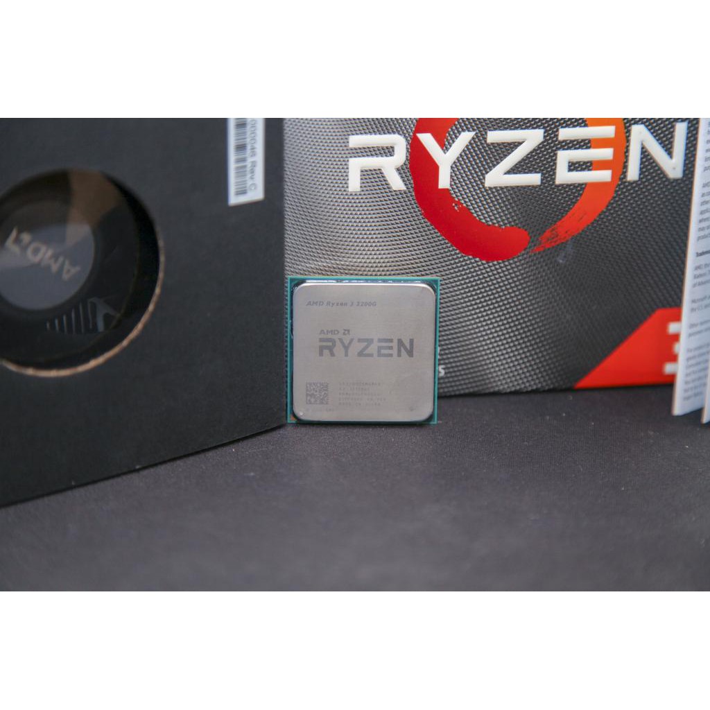 CPU Ryzen 3 3200G (3.6G/06M/4 cores 4 threads/Radeon Vega 8/AM4/65W)