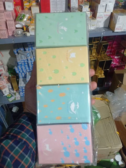 Gói 50 miếng thấm dầu