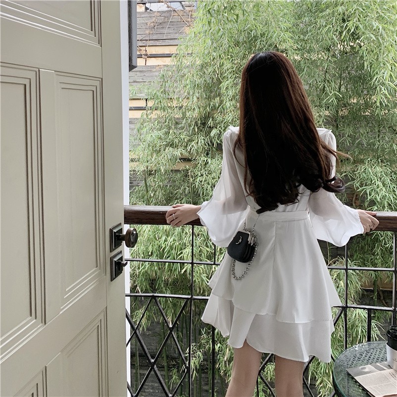 Đầm dáng xòe tay dài mini Emilyshop