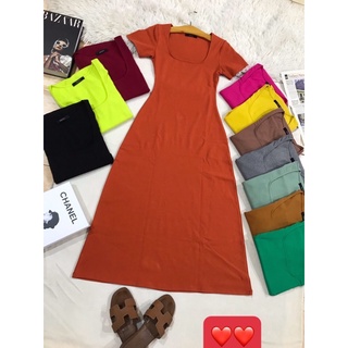 Đầm thun cổ vuông tay ngắn dáng maxi
