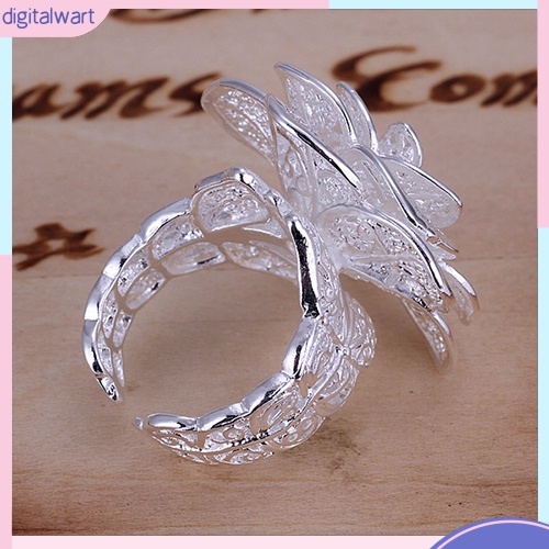 Nhẫn hở xi mạ bạc họa tiết hoa xinh xắn